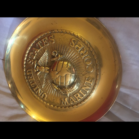 Marine corps commemorative plates solid 4 pounds - Picture 3 of 6